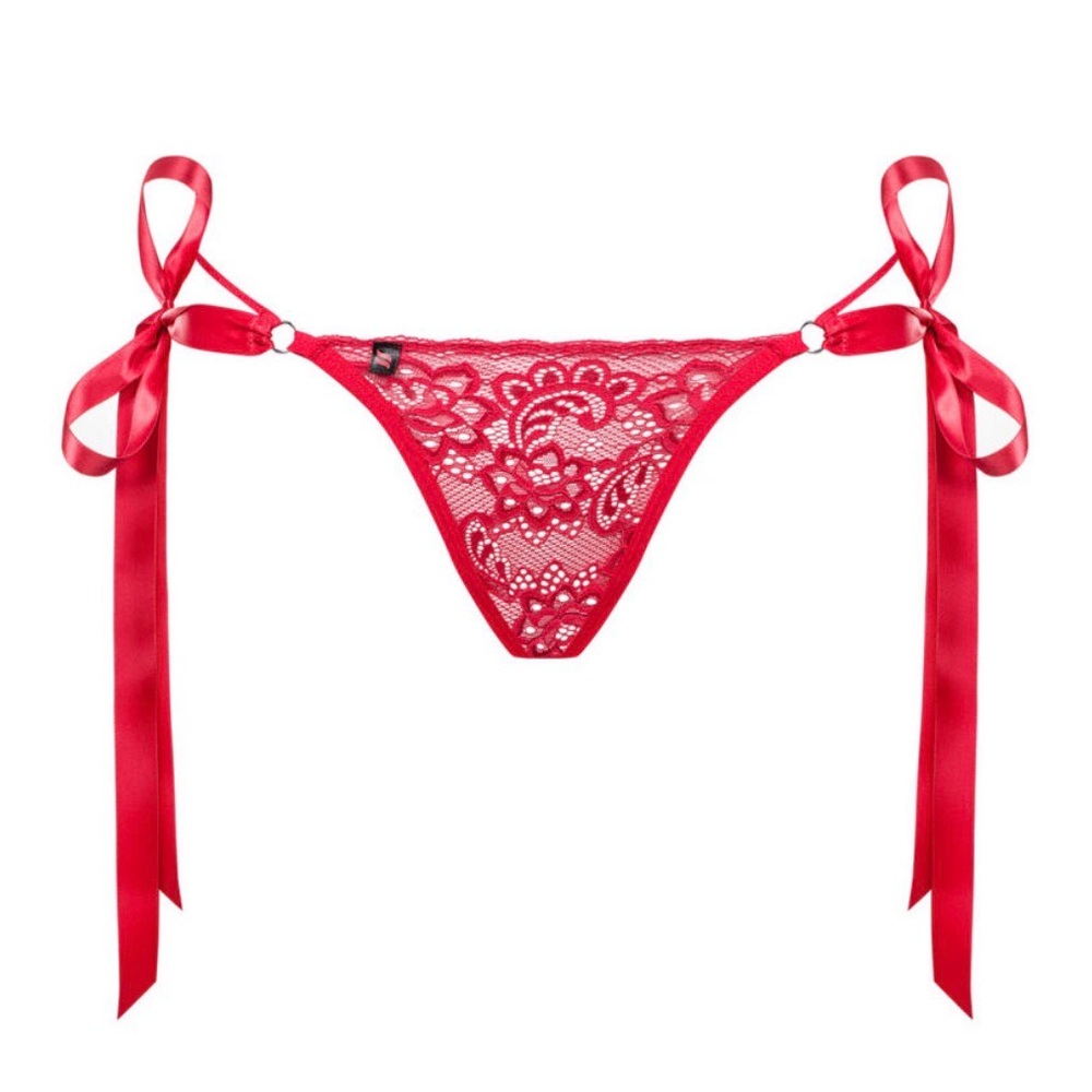 RED THONG WITH BOWS
LOVLEA
Obsessive S/M